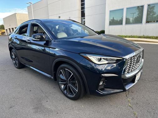 2023 INFINITI QX55 LUXE