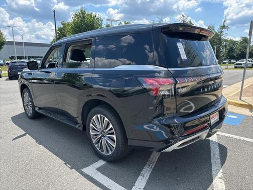 2025 INFINITI QX80 SENSORY AWD