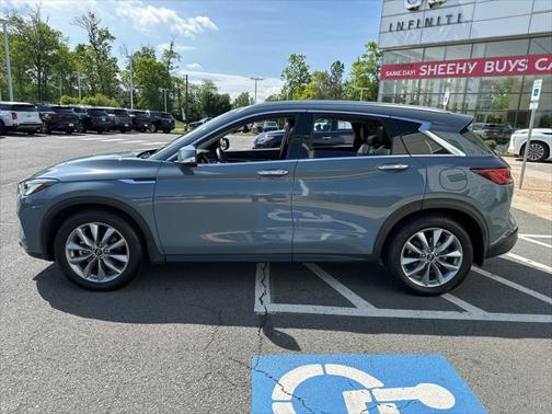 2022 INFINITI QX50 LUXE AWD