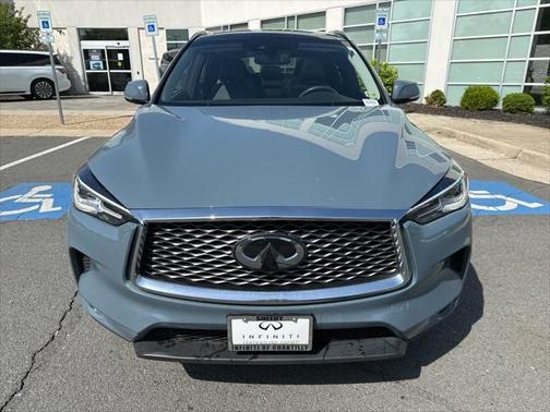 2022 INFINITI QX50 LUXE AWD
