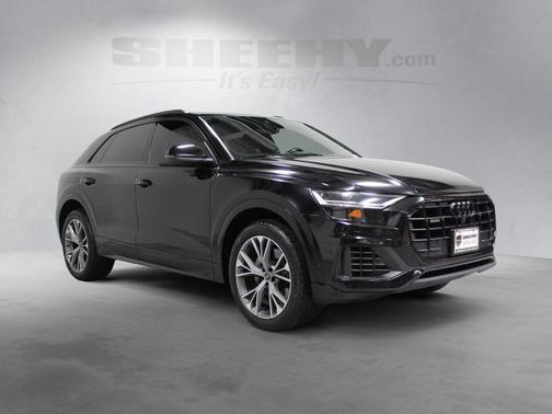 2021 Audi Q8 55 Premium