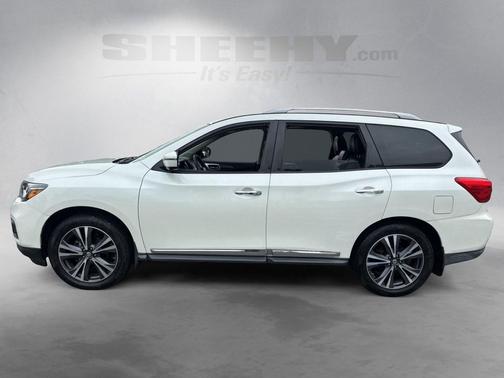 2017 Nissan Pathfinder Platinum