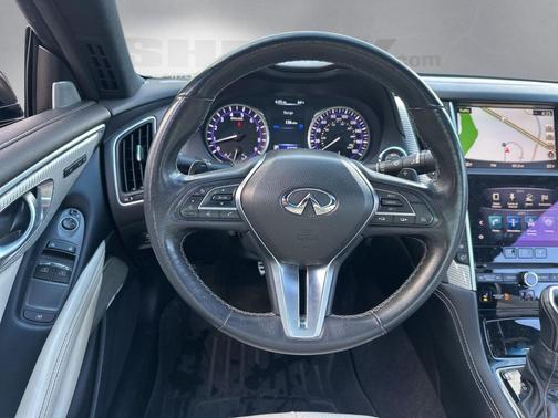 2017 INFINITI Q60 3.0t Red Sport 400