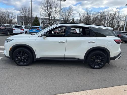 2025 INFINITI QX60 Luxe