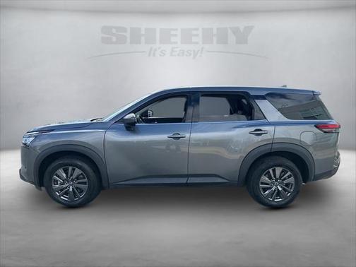 2022 Nissan Pathfinder S 4WD