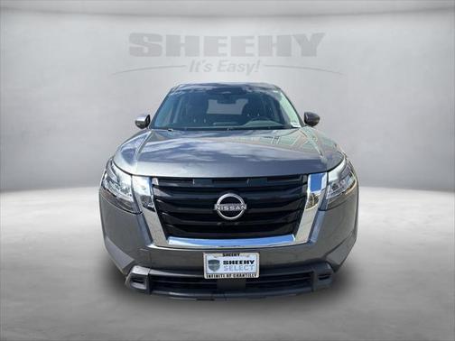 2022 Nissan Pathfinder S 4WD