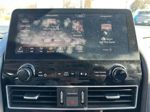 2022 INFINITI QX80 Luxe