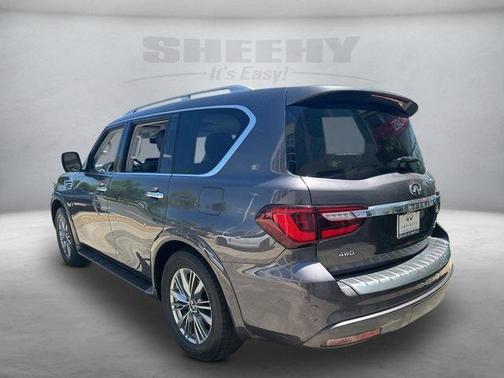 2022 INFINITI QX80 Luxe