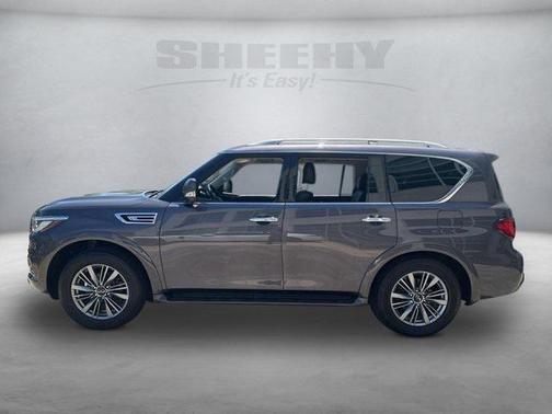 2022 INFINITI QX80 Luxe