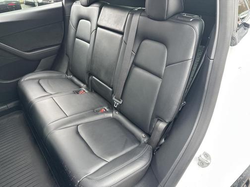 2022 Tesla Model Y Performance Dual Motor All-Wheel Drive