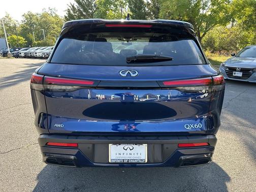 2025 INFINITI QX60 Pure