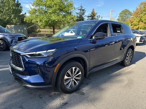2025 INFINITI QX60 Pure