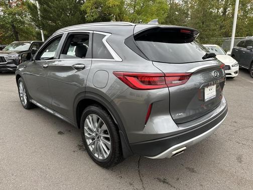 2023 INFINITI QX50 LUXE AWD