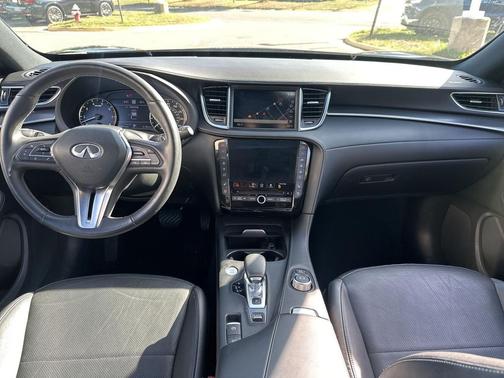 2023 INFINITI QX55 ESSENTIAL
