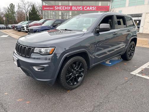 2017 Jeep Grand Cherokee Altitude