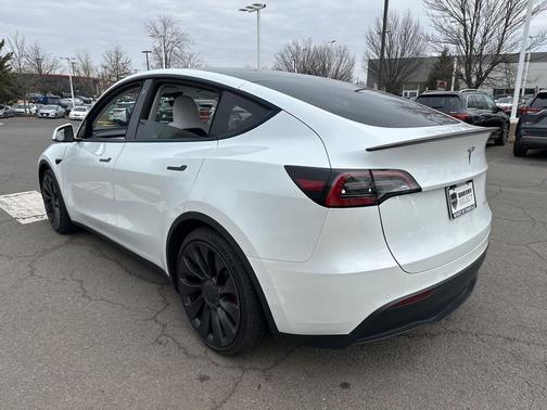 2022 Tesla Model Y Performance Dual Motor All-Wheel Drive