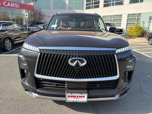 2026 INFINITI QX80 Luxe