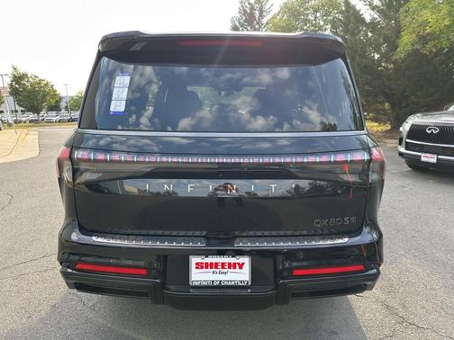 2026 INFINITI QX80 SPORT