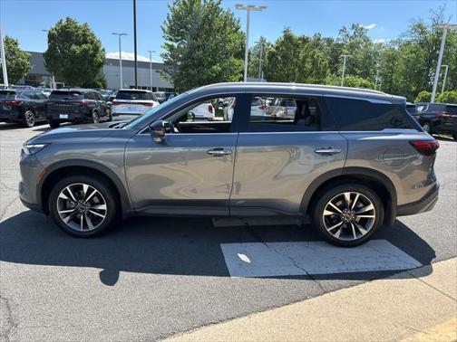 2022 INFINITI QX60 Luxe