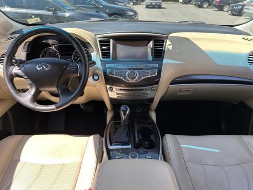 2016 INFINITI QX60 Base