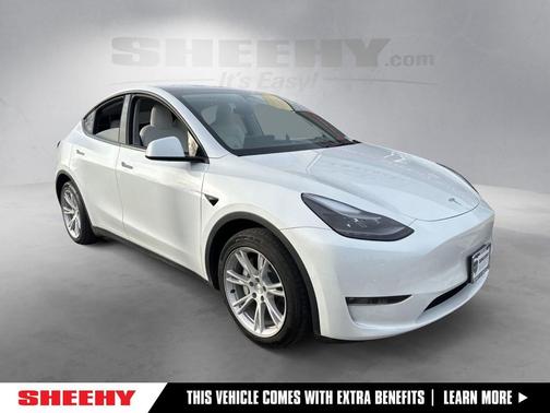 2022 Tesla Model Y Long Range Dual Motor All-Wheel Drive