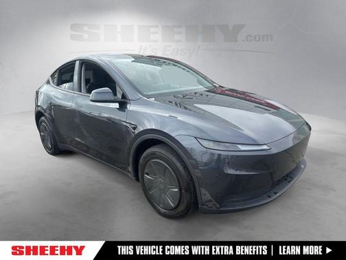 2026 Tesla Model Y Premium Rear-Wheel Drive