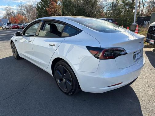 2023 Tesla Model 3 Standard Range