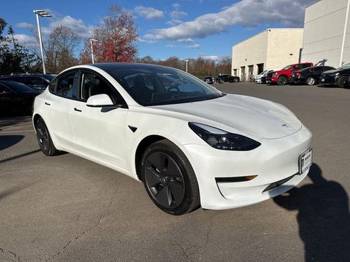2023 Tesla Model 3 Standard Range