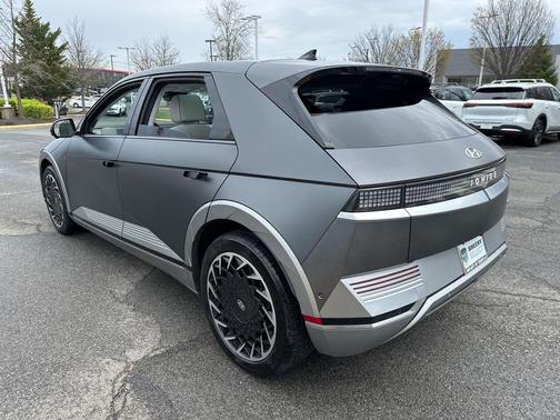 Shooting Star (Matte Gray) 2023 Hyundai IONIQ 5 Limited