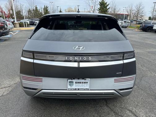 Shooting Star (Matte Gray) 2023 Hyundai IONIQ 5 Limited