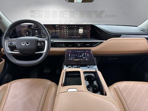 2025 INFINITI QX80 Luxe