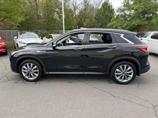 2022 INFINITI QX50 ESSENTIAL AWD