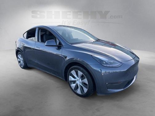 2023 Tesla Model Y Long Range Dual Motor All-Wheel Drive
