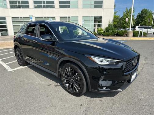 2022 INFINITI QX50 LUXE AWD