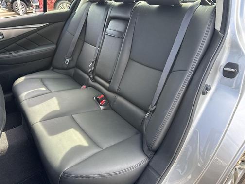 Liquid Platinum 2015 INFINITI Q50 Premium