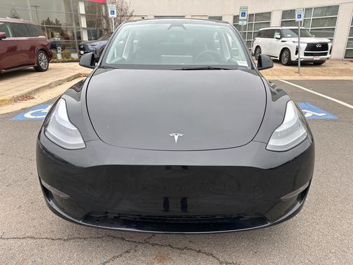 2023 Tesla Model Y Long Range Dual Motor All-Wheel Drive