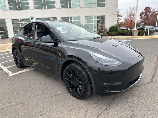 2023 Tesla Model Y Long Range Dual Motor All-Wheel Drive
