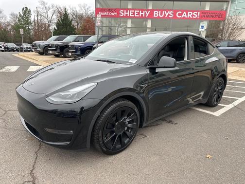 2023 Tesla Model Y Long Range Dual Motor All-Wheel Drive