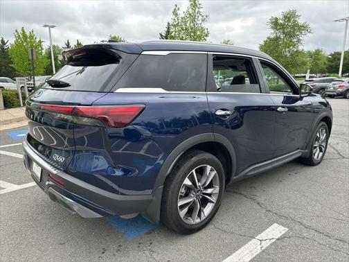2022 INFINITI QX60 Luxe