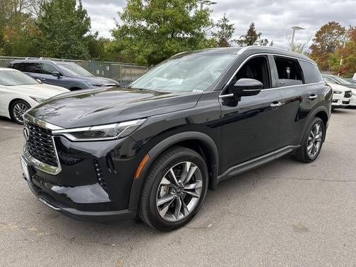 2024 INFINITI QX60 Luxe
