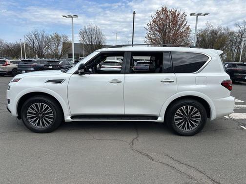 Aspen White Tricoat 2024 Nissan Armada SL 4WD
