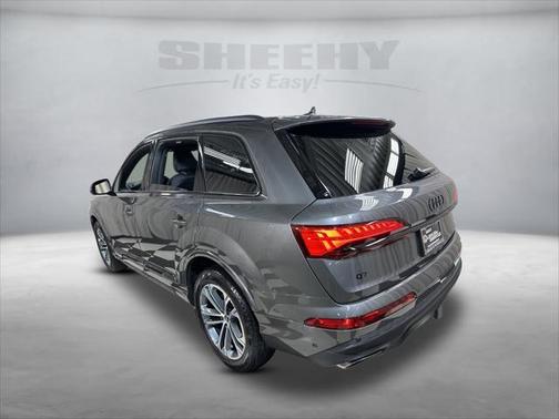 2025 Audi Q7 45 Premium Plus