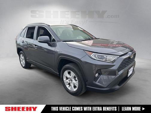 2021 Toyota RAV4 Hybrid XLE