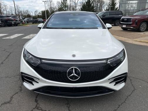 MANUFAKTUR Diamond White Metallic 2022 Mercedes-Benz EQS 580 4MATIC
