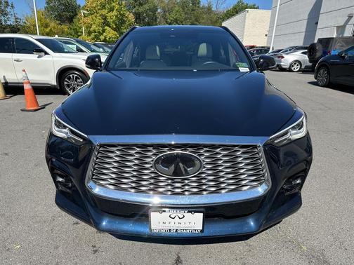 2023 INFINITI QX55 LUXE