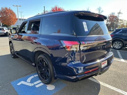 2026 INFINITI QX80 SPORT