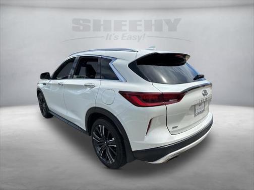 2022 INFINITI QX50 LUXE AWD