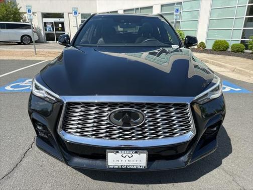 2022 INFINITI QX55 LUXE
