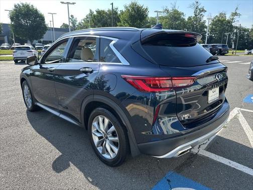 2022 INFINITI QX50 LUXE AWD