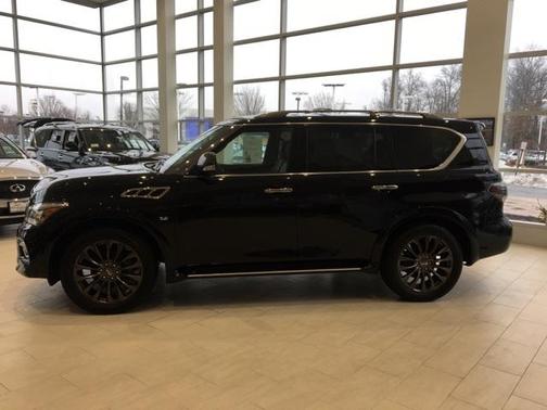 2017 INFINITI QX80 Limited